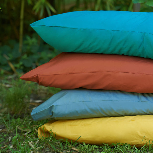 UNIQUE PILLOWCASE WITH BUTTONS